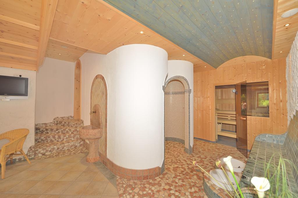 Hotel Garni Viktoria Sankt Anton am Arlberg Exterior photo